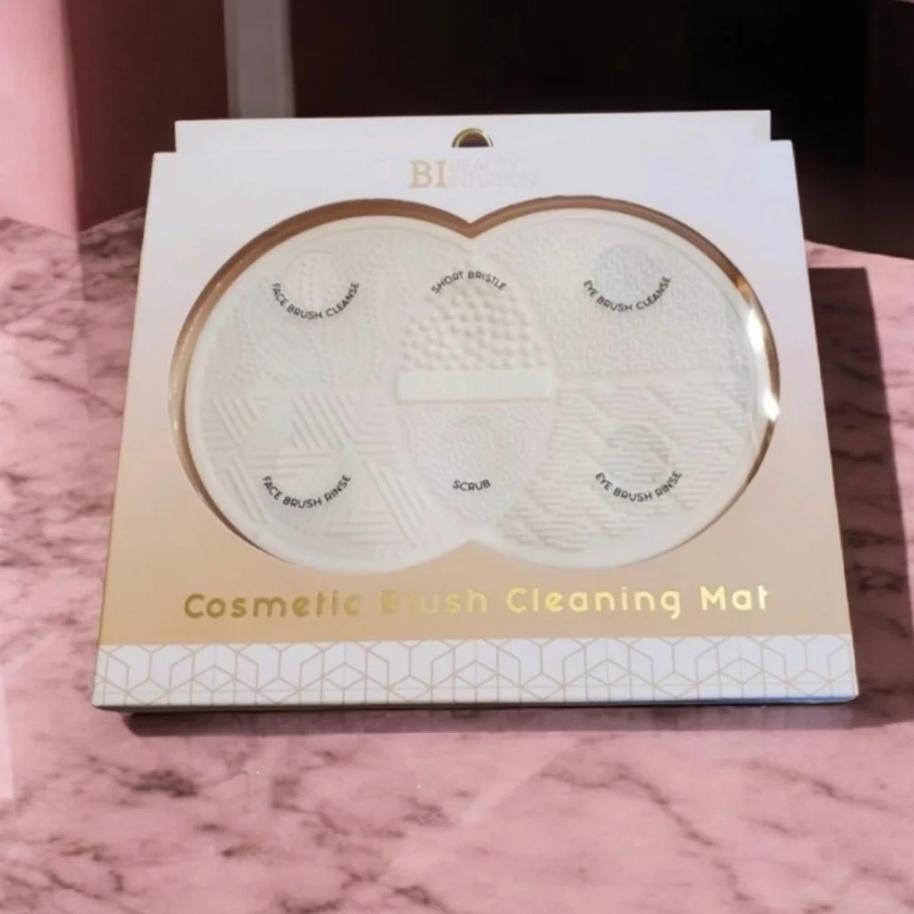 Beauty Intuition Cosmetic Brush Cleaning Mat